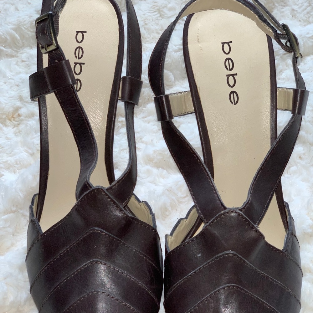 Bebe tailored Peekaboo toe around Ankle starlet.